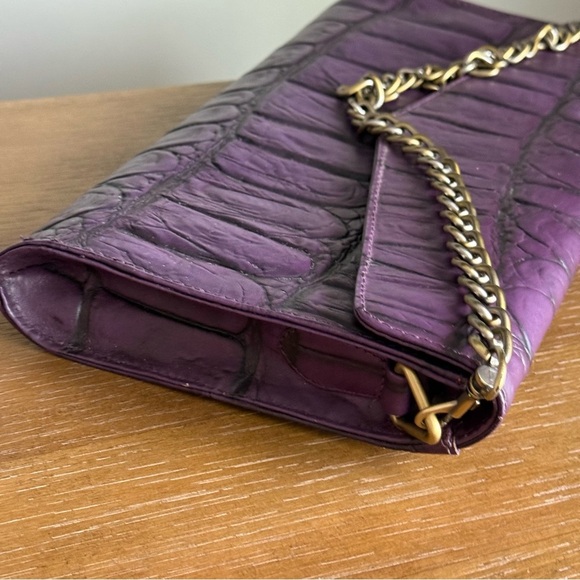 Michael Rome Embossed Clutch Italy Leather - Picture 5 of 11